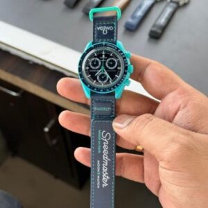 OMEGA SPEEDMASTER MOONSWATCH