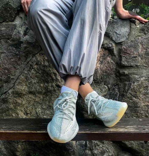 Yeezy Boost 350 V2 Cloud - Image 2