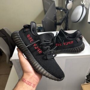 Adida s Yeezy Boost 350 Bred [full kit]