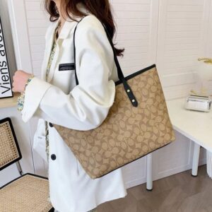 Branded  Signature City Tote Bag With Box Edition (CH-1152)