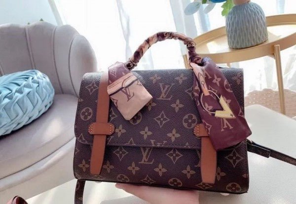 Branded LV Evening Massenger Bag With Box Edition (lv-1150) - Image 3