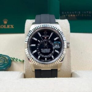 Rolex Oyster perpetual Sky Dweller